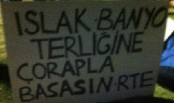 islak banyo terligine corapla basasin RTE