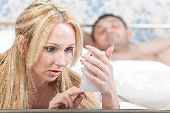 8-fomo-fear-of-missing-out-fomo-hastaligi