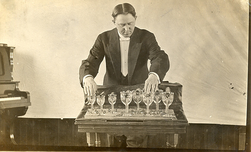 glass-harmonica-cam-armonika-edmund-delaval