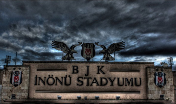 inonu-ana-girisi