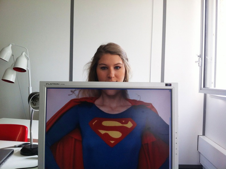 superhero-desk-safari