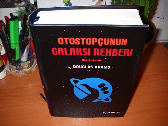 bir-otostopcunun-galaksi-rehberi