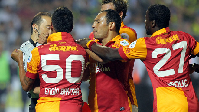 engin-baytar-kavga-tartisma