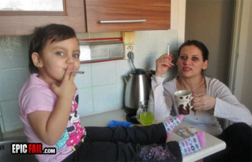 parenting-fails-sigara-icen-cocuk