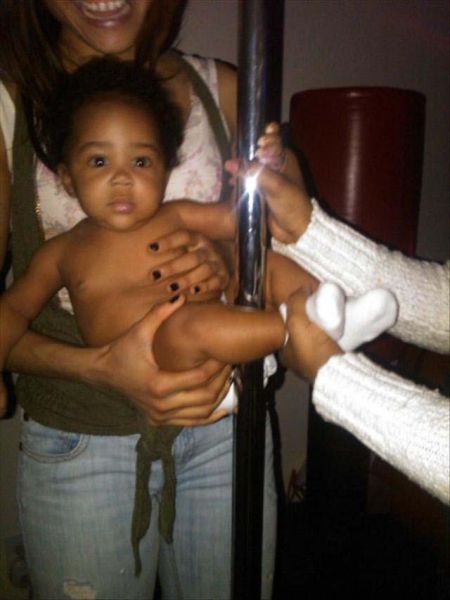 parenting-fails-striptiz-yapan-zenci-cocuk