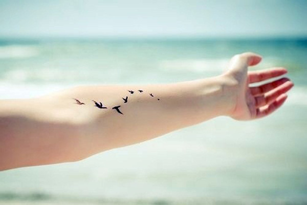24-small-bird-tattoo1