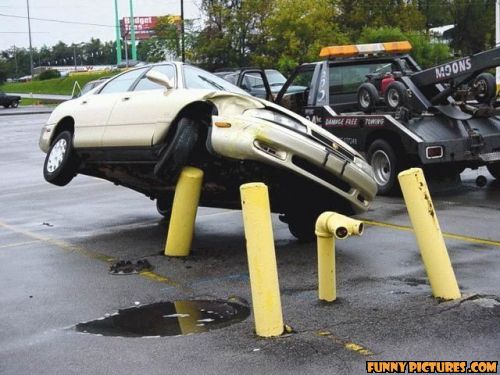 funny-car-accident-pole_130434700842