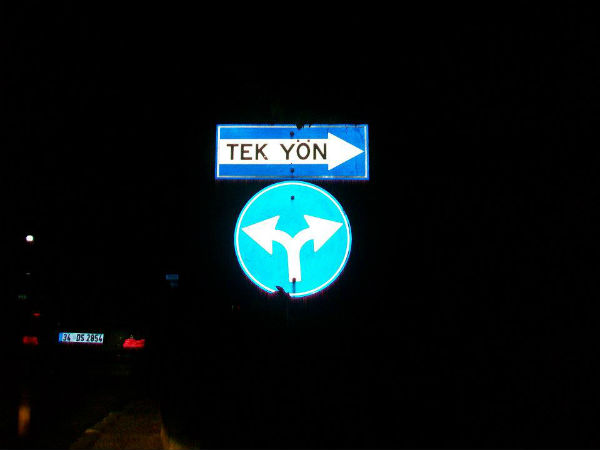 tek-mi-yon