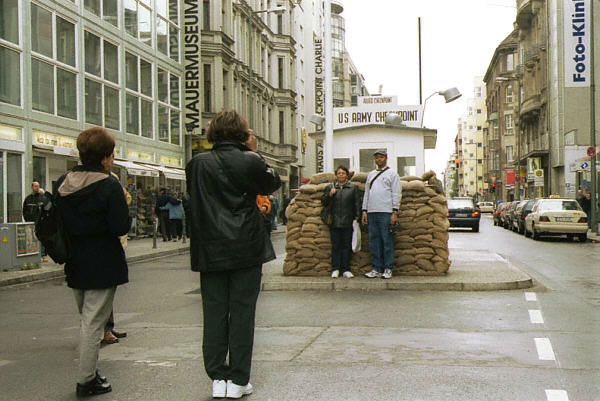 checkpoint-charlie