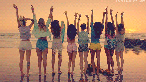 Girls-On-Beach