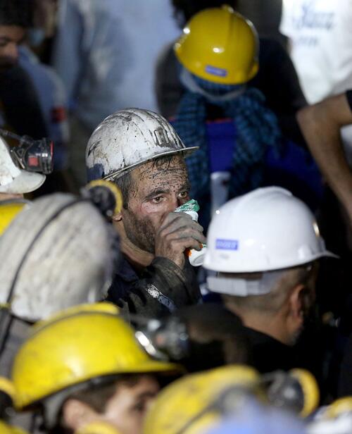 madenciler-kurtariliyor-soma