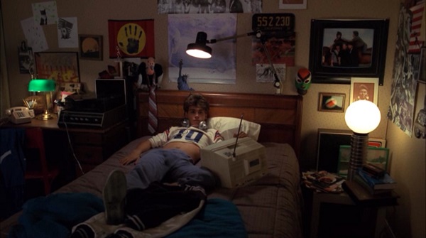cage_sayesinde_elm_sokaginda2-Johnny Depp