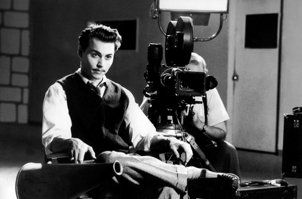 dusuk_butceli_filmlerin_yonetmeni_ed_wood-Johnny Depp-Johnny Depp