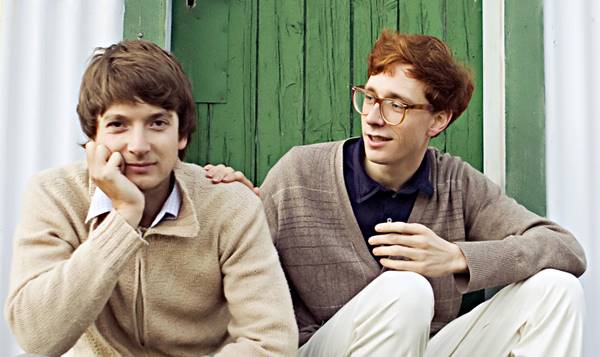Kings-Of-Convenience-Declaration-of-Dependence-review002