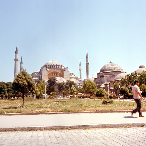 1971-istanbul-fotograflari-016-samz_turkey1971_istanbul_hagia_sophia_031