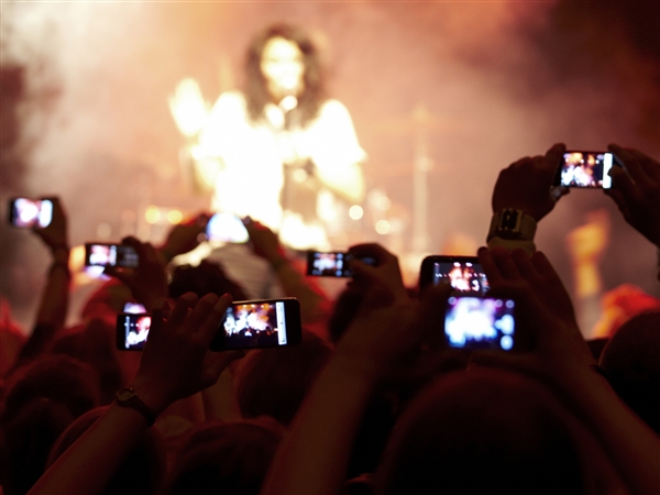 concert-phones