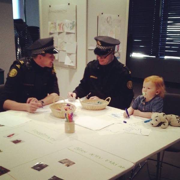 izlandareykjavik-police-department-instagram-logreglan-iceland-18-605x605