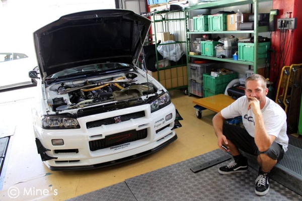 paul walker nissan
