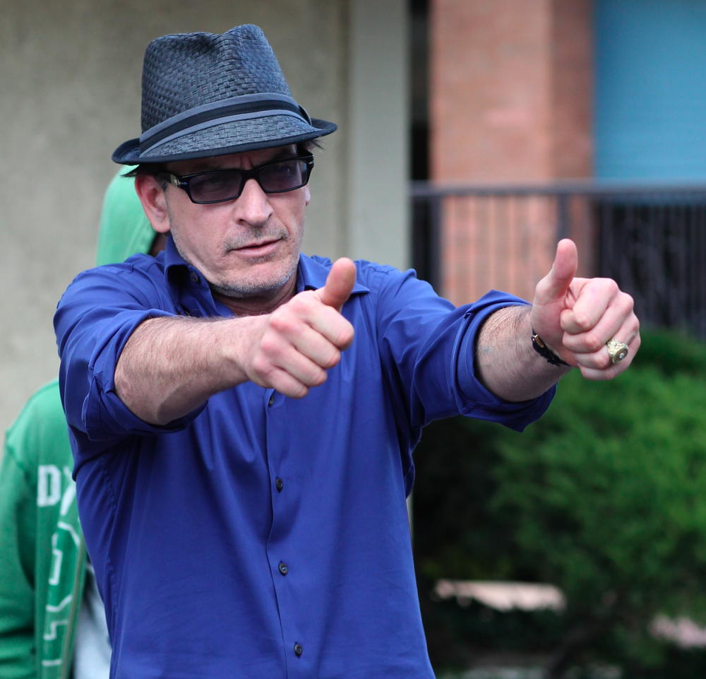 Charlie Sheen just out of rehab wearing 250 000 dollars 1727 Babe Ruth World Series ring Feb 21, 2011 X17online.com EXCLUSIVE  CALL FOR FEE MANDATORY