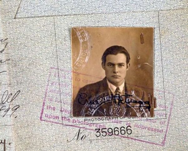romanci-gazeteci-ama-her-seyden-once-maceraci-ernest-hemingway-listelist