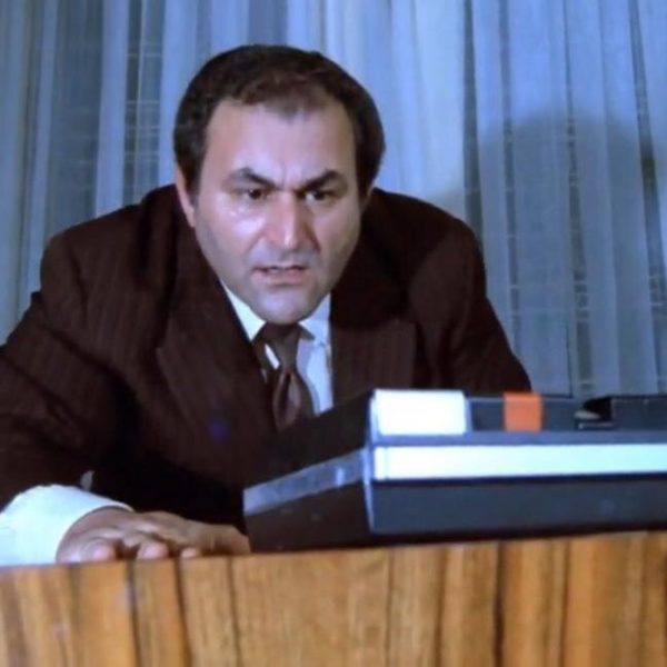 8_Kara_Erol