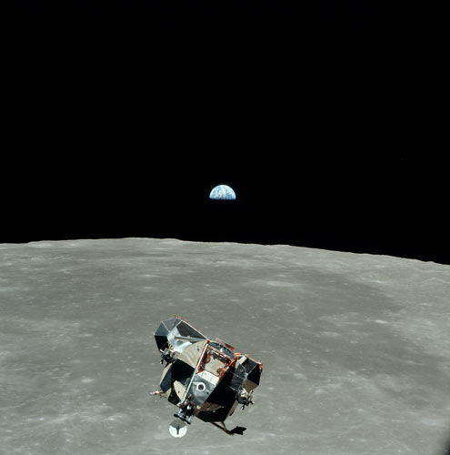 Apollo-11--The-Eagle--the-001