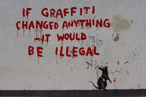 sokaksanatibanksy-graffiti