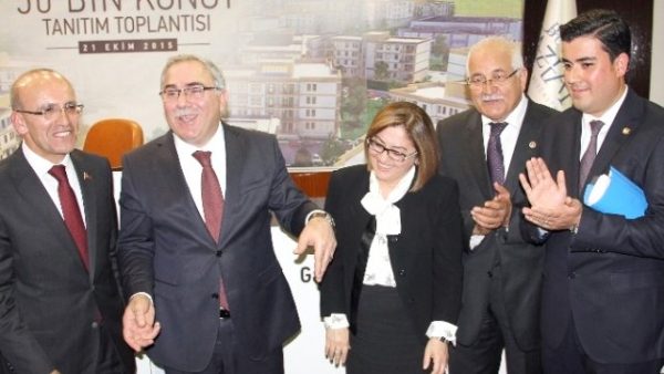4.devlet.nasil.insanlara