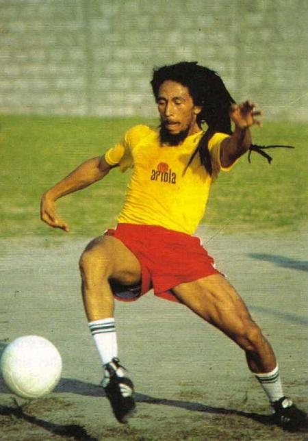 ah-be-kaptan-bob-tutku-derecesinde-sevdigi-futbolu-oynarken-yaralanan-ayak-basparmagi-enfeksiyon-listelist