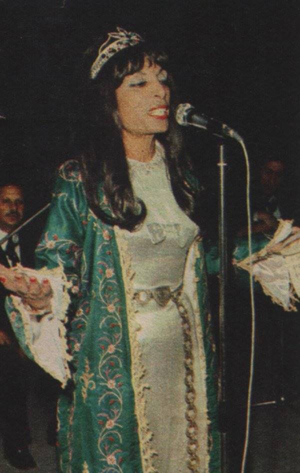 15 Maddede Türk Sanat Müziğinin Efsanevi Seslerinden Safiye Ayla