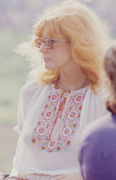 woodstock-women-fashion-1969-74__880