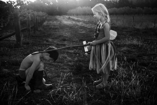 raw-childhood-without-electronic-devices-niki-boon-new-zealand-14