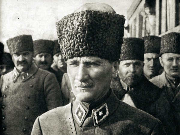 11. Atatürk’ün İlgisi