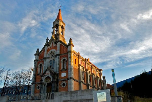 12.tarihi.kilise.kayak.pisti