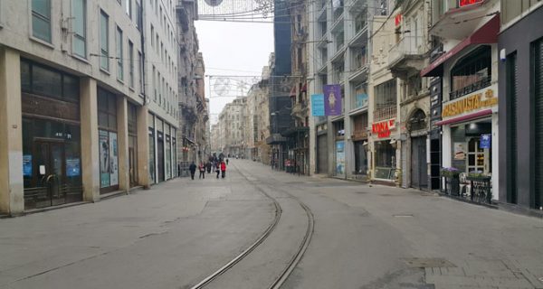 3-istiklal-caddesi-alisveris