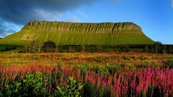 03Benbulben in the Dartry Mountains in Ireland