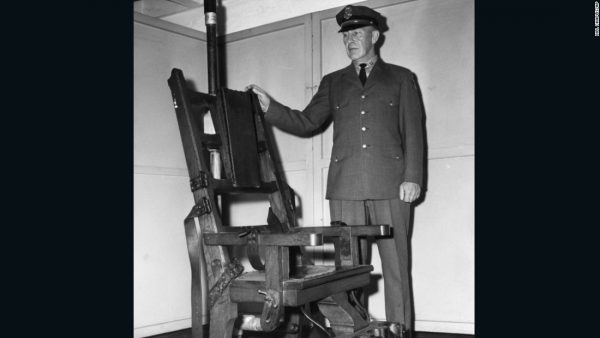 150221135303-mass-electric-chair---restricted-super-169