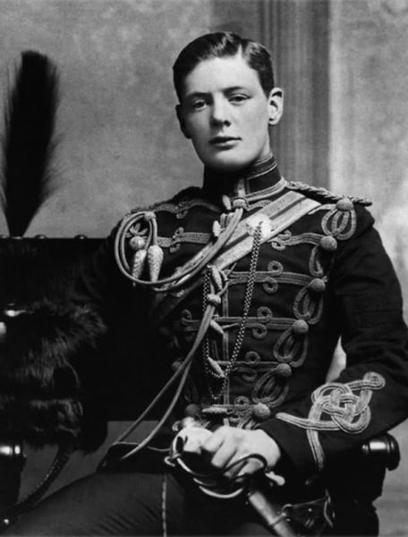22. Genç Winston Churchill
