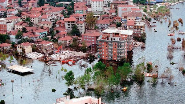 157607-130619-izmit-earthquake