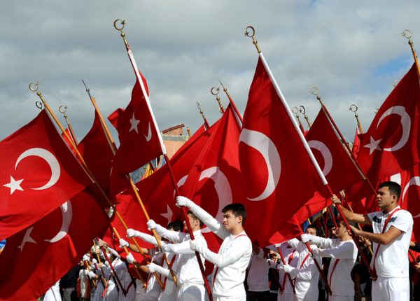 2. Gençler! Cumhuriyeti biz kurduk, onu siz yaşatacaksınız.
