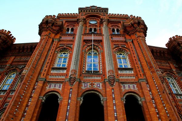 6. Osmanlı İmparatorluğunun İlk Edebiyat Akademisi