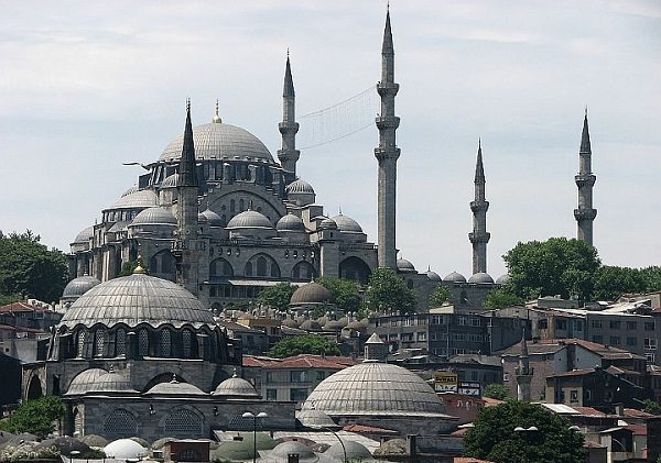 rustem-pasa-cami