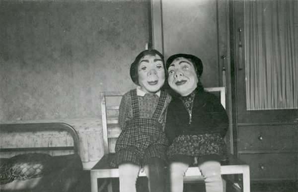 scary-vintage-halloween-creepy-costumes-66-57f750cb7b177__605