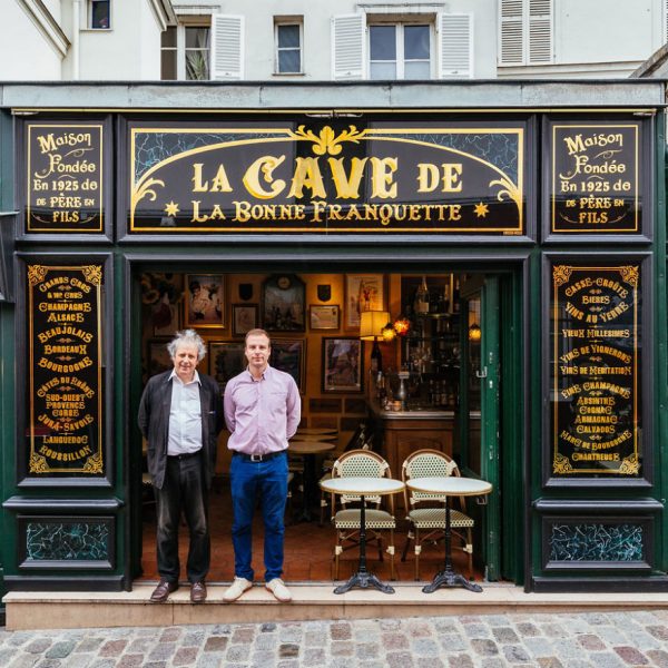 The-story-behind-these-iconic-parisian-storefronts-5809c9336f8d1__880