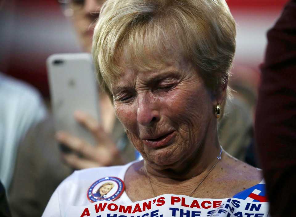 rtrmadp_usa-election-clinton_1064054558_ht1ecb90d0wo5_2016-11-09t044154zjpg-js280981067