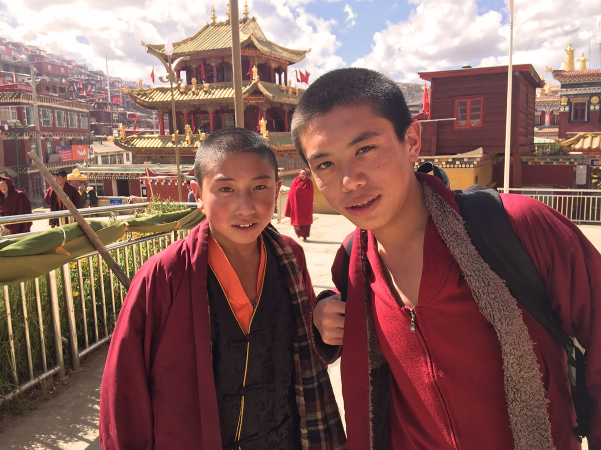 015larung gar