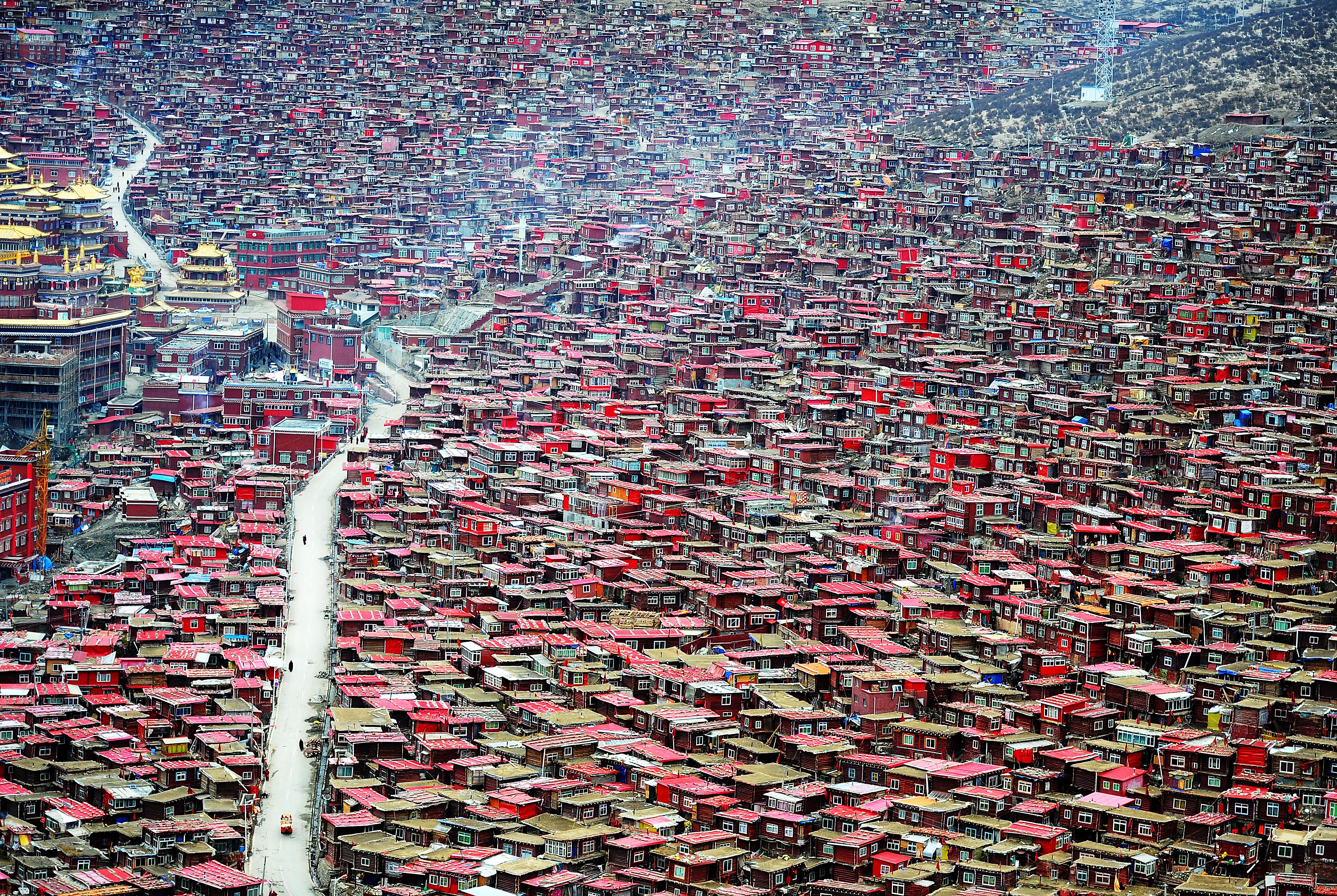 016larung gar