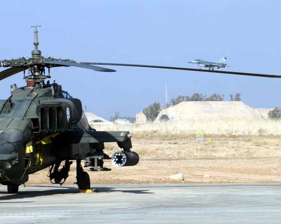 Perfectly-Timed-Military-Photos-13