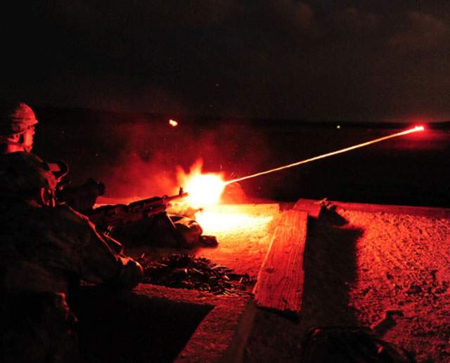 Perfectly-Timed-Military-Photos-55