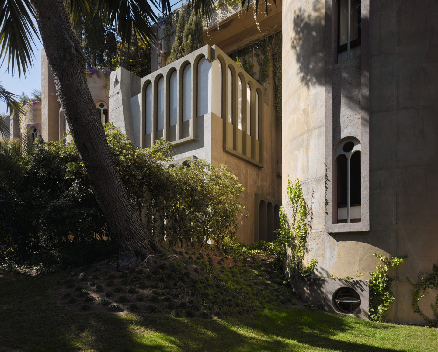 Ricardo_Bofill_Taller_de_Arquitectura_Barcelona_Spain_The_Gardens_8-1440x1158